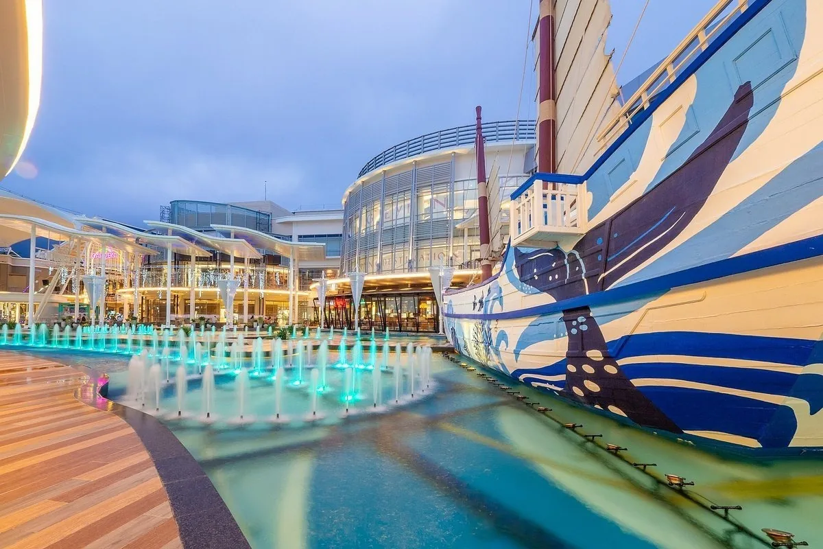 Bangkok & Phuket